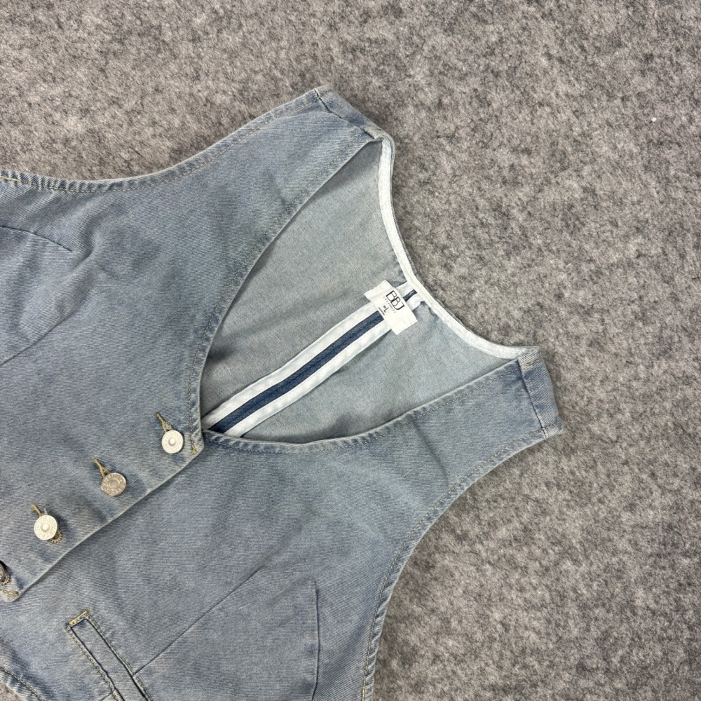 BBJ Los Angeles Womens Light Wash Denim Cropped Vest Blue Size L 029067Z